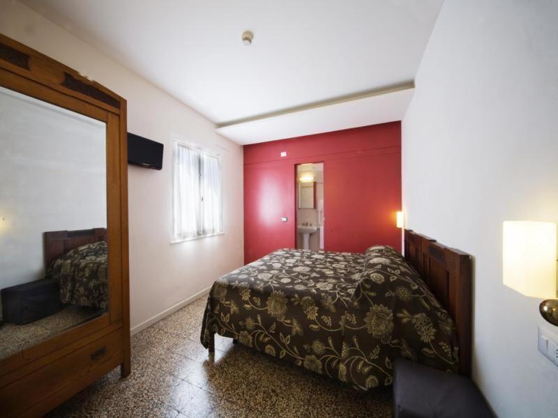 Hotel Europa Levanto Exterior foto